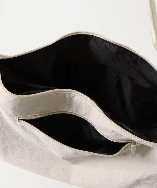 URBAN RESEARCH DOORS(アーバンリサーチドアーズ)の「ウォッシャブルショルダーバッグ(ショルダーバッグ・レディース・ブラック/アイボリー・ONE)」の10枚目の写真