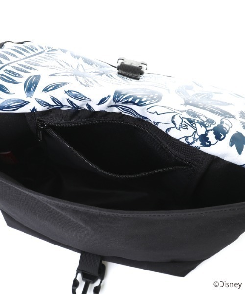 Manhattan Portage（マンハッタンポーテージ）の「NYLON MESSENGER BAG JR (SM) FZP 500D CORDURA / STITCH（メッセンジャーバッグ・レディース・ブラック・SMALL）」の9枚目の写真