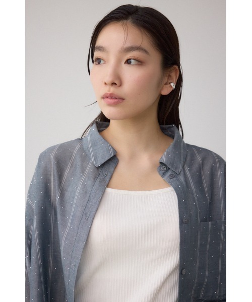 AZUL by moussy（アズールバイマウジー）の「ラインストーンシャツ（シャツ/ブラウス・レディース・ブラック/オフホワイト/ストライプ・SMALL/MEDIUM）」の15枚目の写真