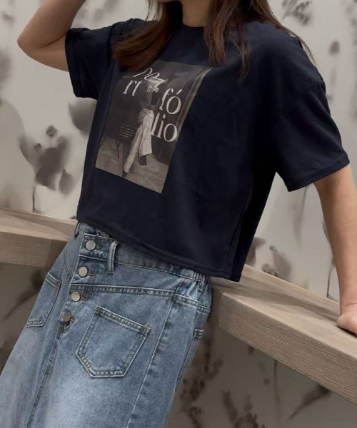 LETee（レティー）の「BOX転写プリントTシャツ（Tシャツ/カットソー・レディース・ホワイト/グレー/ネイビー/ブラウン・FREE）」の5枚目の写真