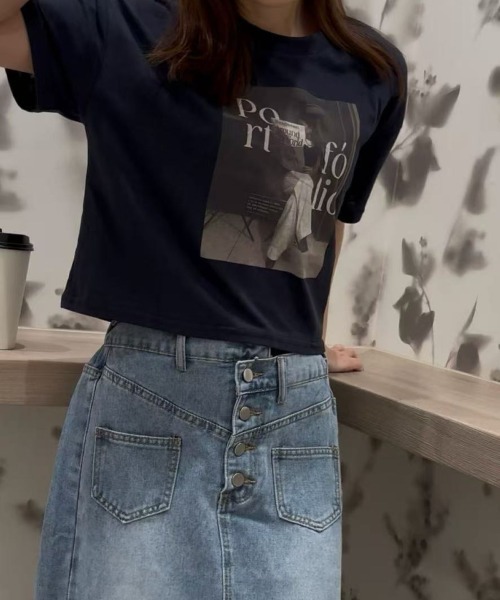LETee（レティー）の「BOX転写プリントTシャツ（Tシャツ/カットソー・レディース・ホワイト/グレー/ネイビー/ブラウン・FREE）」の7枚目の写真