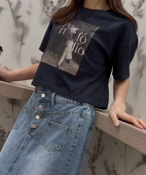 LETee（レティー）の「BOX転写プリントTシャツ（Tシャツ/カットソー・レディース・ホワイト/グレー/ネイビー/ブラウン・FREE）」の8枚目の写真