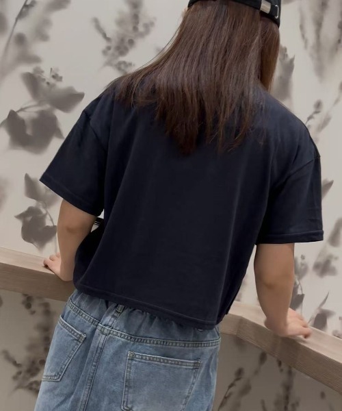 LETee（レティー）の「BOX転写プリントTシャツ（Tシャツ/カットソー・レディース・ホワイト/グレー/ネイビー/ブラウン・FREE）」の13枚目の写真