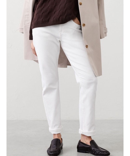 BANANA REPUBLIC FACTORY STORE（バナナリパブリック ファクトリーストア）の「BANANA REPUBLIC FACTORY STORE　　ガールフレンドジーンズ（デニムパンツ・レディース・ライトインディゴブルー/ブルー系その他/インディゴブルー/ホワイト/ブルー・24/25/26/27/28）」の2枚目の写真