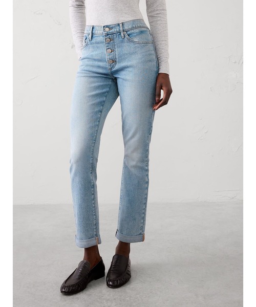 BANANA REPUBLIC FACTORY STORE（バナナリパブリック ファクトリーストア）の「BANANA REPUBLIC FACTORY STORE　　ガールフレンドジーンズ（デニムパンツ・レディース・ライトインディゴブルー/ブルー系その他/インディゴブルー/ホワイト/ブルー・24/25/26/27/28）」の3枚目の写真