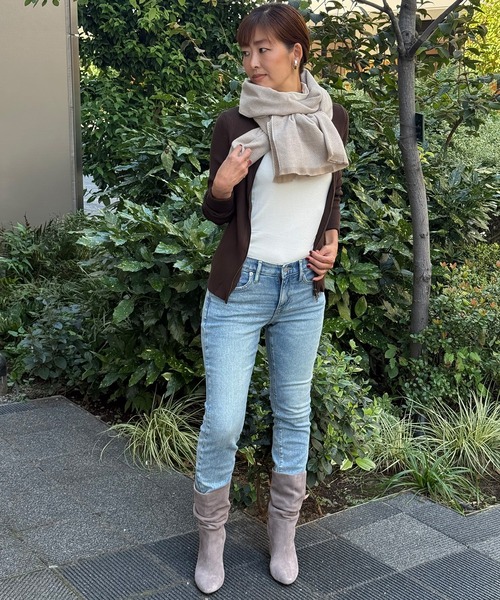 BANANA REPUBLIC FACTORY STORE（バナナリパブリック ファクトリーストア）の「BANANA REPUBLIC FACTORY STORE　　ガールフレンドジーンズ（デニムパンツ・レディース・ライトインディゴブルー/ブルー系その他/インディゴブルー/ホワイト/ブルー・24/25/26/27/28）」の6枚目の写真