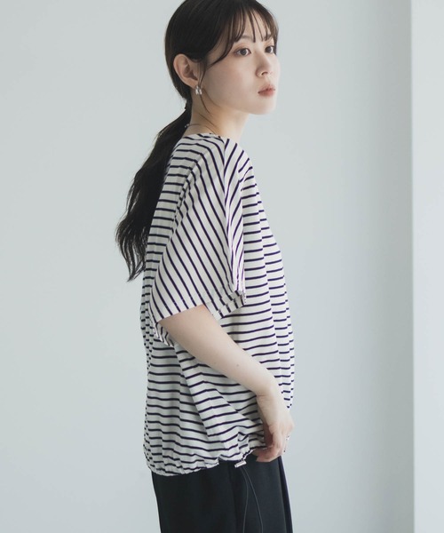 Mac-House(マックハウス)の「Idnes 裾ドロストボーダーカットソー(Tシャツ/カットソー・レディース・サックスブルー/オフホワイト/ネイビー・M)」の14枚目の写真