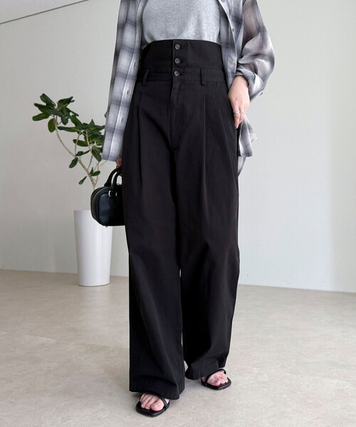 fredy emue（フレディエミュ）の「ハイウエスト2ＷAYチノ（チノパンツ・レディース・ベージュ/ブラック・38/36/34）」の10枚目の写真