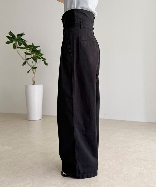 fredy emue（フレディエミュ）の「ハイウエスト2ＷAYチノ（チノパンツ・レディース・ベージュ/ブラック・38/36/34）」の15枚目の写真