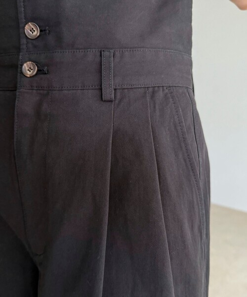 fredy emue（フレディエミュ）の「ハイウエスト2ＷAYチノ（チノパンツ・レディース・ベージュ/ブラック・38/36/34）」の21枚目の写真