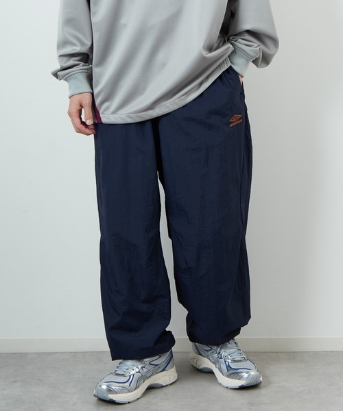 UMBRO（アンブロ）の「[UMBRO/アンブロ] 別注 ナイロントラックパンツ（その他パンツ・レディース・グレー/ネイビー・XL/L/M/S）」の10枚目の写真