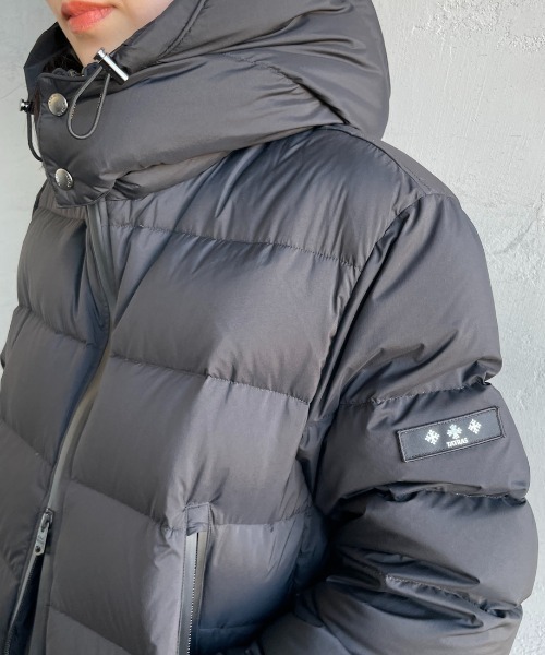 TATRAS（タトラス）の「[TATRAS/タトラス] BORBORE フードダウンジャケット（ダウンジャケット/コート・レディース・ブラック・3/2）」の19枚目の写真