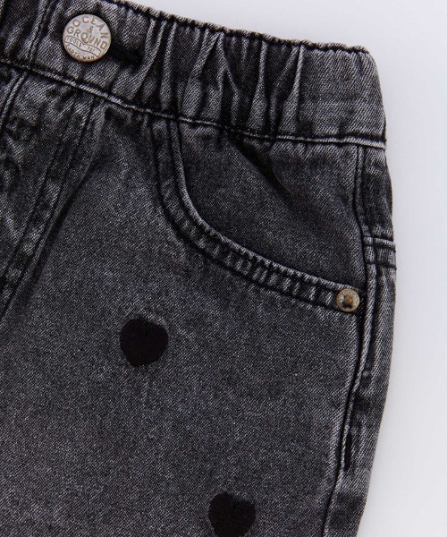 Ocean&Ground（オーシャン&グラウンド）の「ハート刺繍デニムミニスカート（スカート・キッズ・ブラック/ブルー・120/110/100/90/140/130）」の5枚目の写真