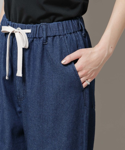 NANO universe（ナノユニバース）の「ドロストデニムパンツ(セットアップ可)（デニムパンツ・レディース・ライトブルー/ネイビー・FREE）」の22枚目の写真