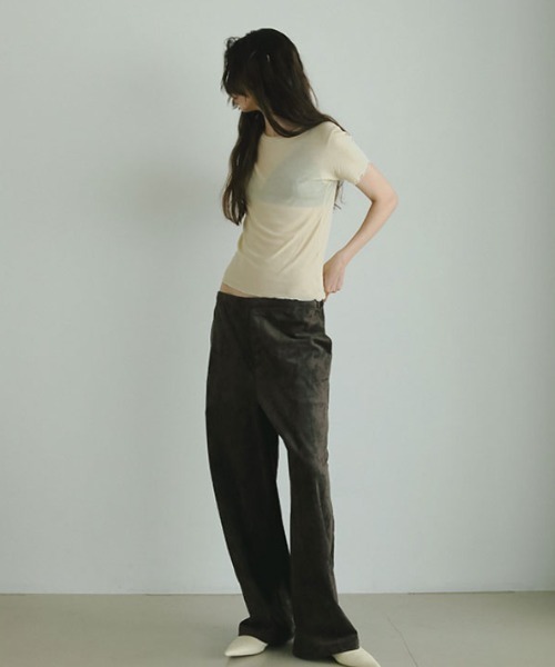 ETRE TOKYO（エトレトウキョウ）の「カラーメローシアーTee（Tシャツ/カットソー・レディース・ブラウン/ホワイト/ベージュ・FREE）」の8枚目の写真