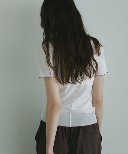 ETRE TOKYO（エトレトウキョウ）の「カラーメローシアーTee（Tシャツ/カットソー・レディース・ブラウン/ホワイト/ベージュ・FREE）」の14枚目の写真