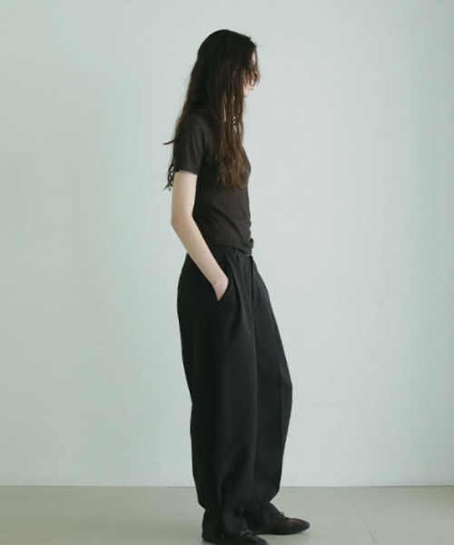 ETRE TOKYO（エトレトウキョウ）の「カラーメローシアーTee（Tシャツ/カットソー・レディース・ブラウン/ホワイト/ベージュ・FREE）」の17枚目の写真