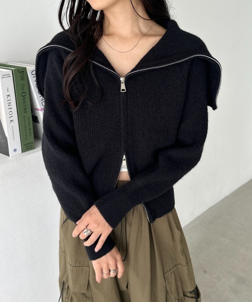 CLEA(クレア)の「セーラーカラーダブルジップニットトップス(ニット/セーター・レディース・ブラック/アイボリー/ベージュ/グレー・FREE)」の3枚目の写真