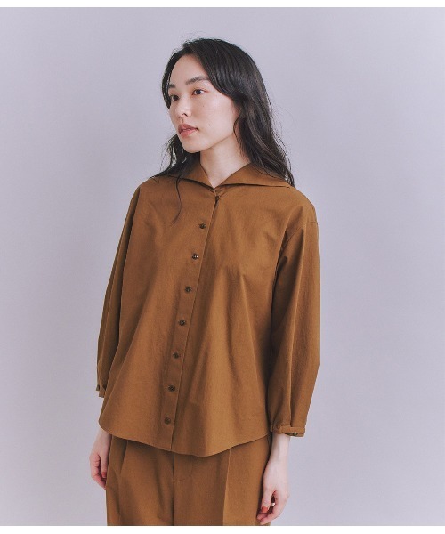 SIPULI(シプリ)の「High Density Twill セーラーピンタックブラウス(シャツ/ブラウス・レディース・キャメル/ダークグレー・2)」の5枚目の写真