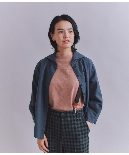 SIPULI(シプリ)の「High Density Twill セーラーピンタックブラウス(シャツ/ブラウス・レディース・キャメル/ダークグレー・2)」の13枚目の写真