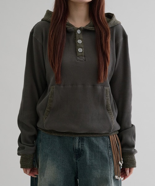 セール】【EPNK】Waffle henry neck hoodie / ワッフルヘンリーネック