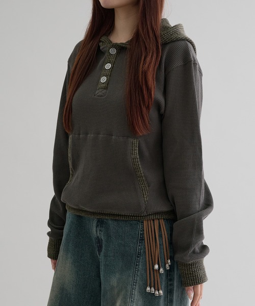 セール】【EPNK】Waffle henry neck hoodie / ワッフルヘンリーネック