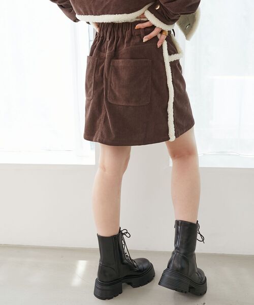 MAJESTIC LEGON(マジェスティックレゴン)の「ボアトリムミニスカパン(スカート・レディース・ネイビー/ブラウン・MEDIUM)」の8枚目の写真