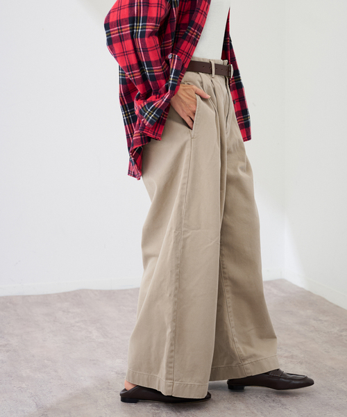 FRAMeWORK（フレームワーク）の「CHINO SLOUCHY パンツ（チノパンツ