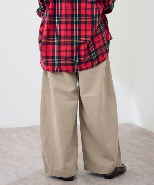 CHINO SLOUCHY パンツ（チノパンツ）｜FRAMeWORK（フレームワーク）の