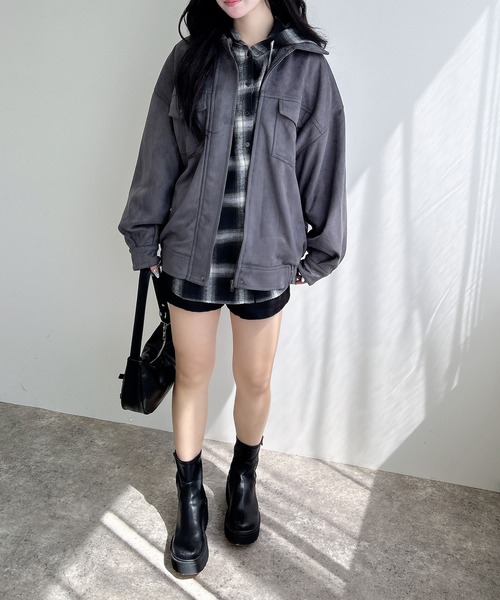 INGNI(イング)の「フェイクスエードビッグブルゾン(セットアップ対応)(ブルゾン・レディース・アイボリー/キャメル/チャコールグレー・M)」の14枚目の写真