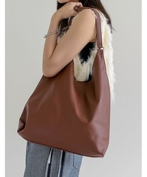 Re:EDIT（リエディ）の「フェイクレザーVカットトートバッグ（ショルダーバッグ）」