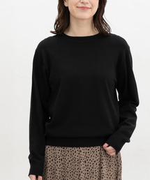 クルーネックニット