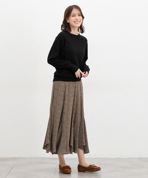 Honeys(ハニーズ)の「クルーネックニット(ニット/セーター・レディース・アイボリー/ネイビー/ブラウン/ブラック/ブルーグリーン/ボルドー/モカ/イエロー/ピンク・L/LL/M/S)」の12枚目の写真