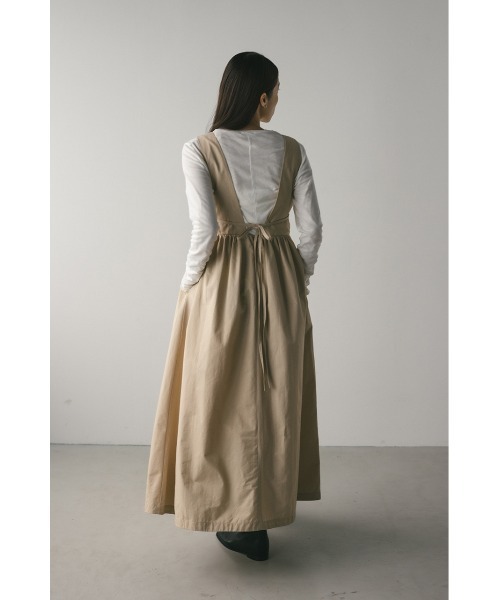 STYLEMIXER(スタイルミキサー)の「ディープVジャンパースカート(ジャンパースカート・レディース・ベージュ/ブラック・SMALL/MEDIUM)」の15枚目の写真