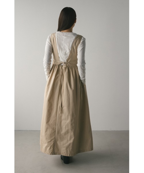 STYLEMIXER(スタイルミキサー)の「ディープVジャンパースカート(ジャンパースカート・レディース・ベージュ/ブラック・SMALL/MEDIUM)」の17枚目の写真