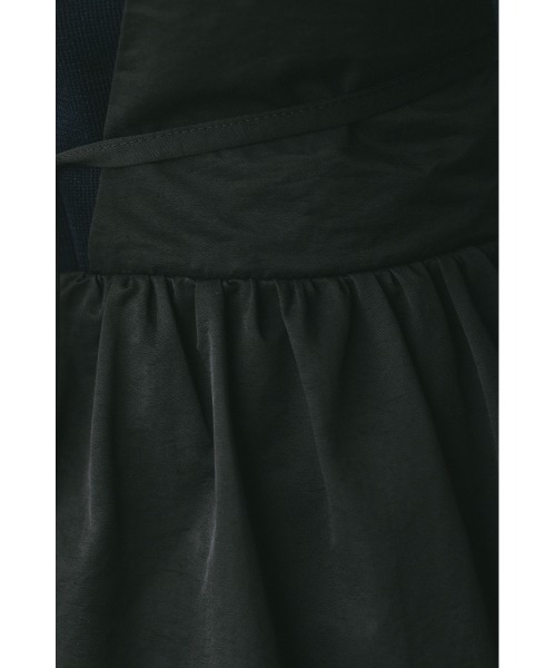 STYLEMIXER(スタイルミキサー)の「ディープVジャンパースカート(ジャンパースカート・レディース・ベージュ/ブラック・SMALL/MEDIUM)」の13枚目の写真