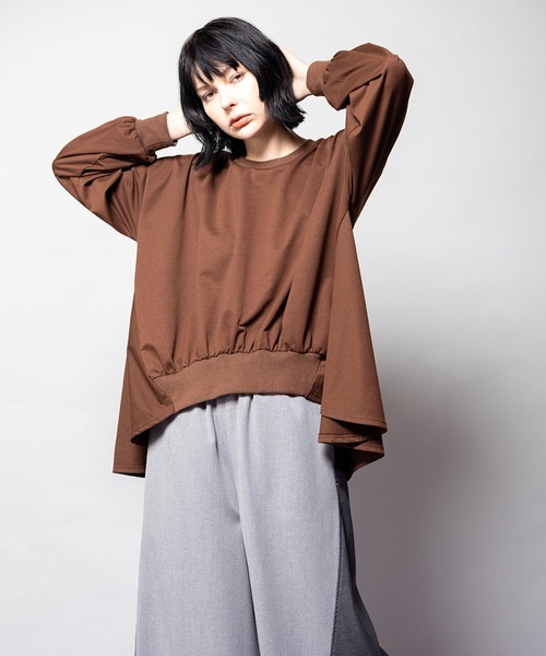 OSMOSIS(オズモーシス)の「ギャザープルオーバー(Tシャツ/カットソー・レディース・ホワイト/ブラウン/ブラック・ONE SIZE)」の3枚目の写真