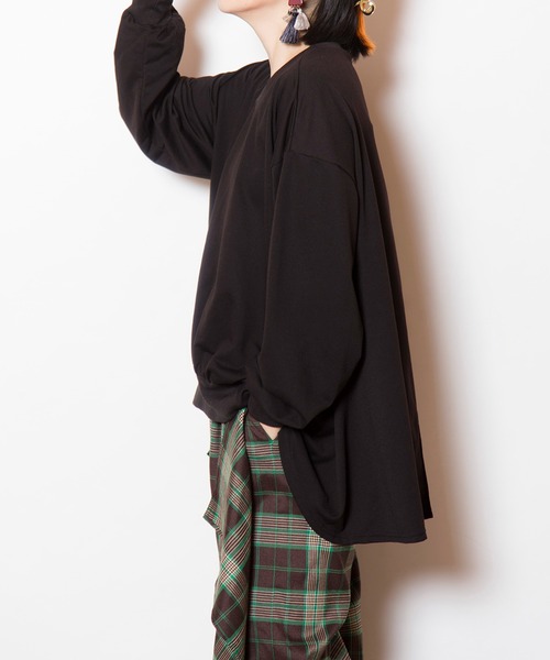 OSMOSIS(オズモーシス)の「ギャザープルオーバー(Tシャツ/カットソー・レディース・ホワイト/ブラウン/ブラック・ONE SIZE)」の15枚目の写真