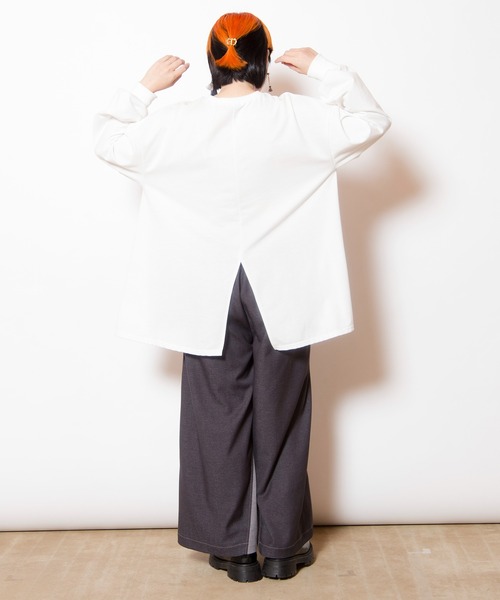 OSMOSIS(オズモーシス)の「ギャザープルオーバー(Tシャツ/カットソー・レディース・ホワイト/ブラウン/ブラック・ONE SIZE)」の20枚目の写真