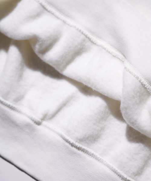 THRIFTY LOOK（スリフティールック）の「THRIFTY LOOK / スリフティールック THRIFTY "MTV BABH" CREW SWEAT ユーズド加工 ビーバス バットヘッド MTV キャラクター クルーネックスウェット（スウェット・メンズ・ホワイト/グレー・LARGE/XX-LARGE/X-LARGE）」の17枚目の写真