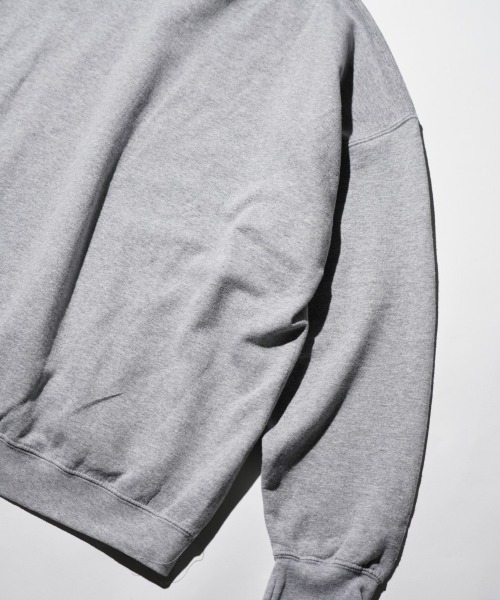 THRIFTY LOOK（スリフティールック）の「THRIFTY LOOK / スリフティールック THRIFTY "MTV BABH" CREW SWEAT ユーズド加工 ビーバス バットヘッド MTV キャラクター クルーネックスウェット（スウェット・メンズ・ホワイト/グレー・LARGE/XX-LARGE/X-LARGE）」の11枚目の写真