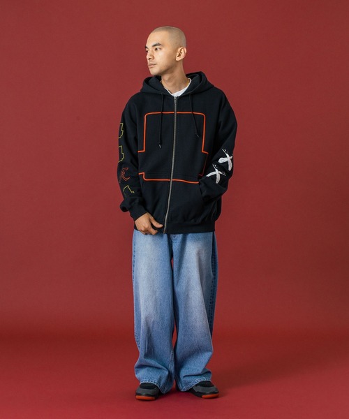 XLARGE（エクストララージ）の「WASHED BAGGY DENIM PANTS（デニムパンツ・メンズ・ブラック/オリーブ/ライトインディゴブルー・30inch/32inch/34inch/36inch）」の7枚目の写真