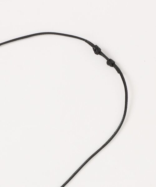 MARAI（マーライ）の「シルバーオーバルウッドビーズネックレス（ネックレス・レディース・ネイビー/ブラウン・FREE）」の5枚目の写真