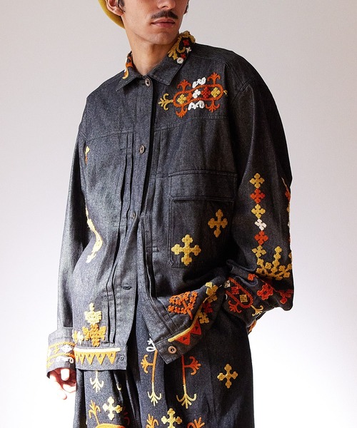 チャイハネ(チャイハネ)の「【チャイハネ】カチ刺繍MEN'Sデニムシャツ(シャツ/ブラウス・メンズ・ブラック/ブルー・FREE)」の4枚目の写真