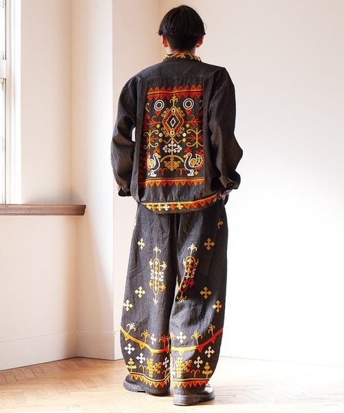 チャイハネ(チャイハネ)の「【チャイハネ】カチ刺繍MEN'Sデニムシャツ(シャツ/ブラウス・メンズ・ブラック/ブルー・FREE)」の6枚目の写真