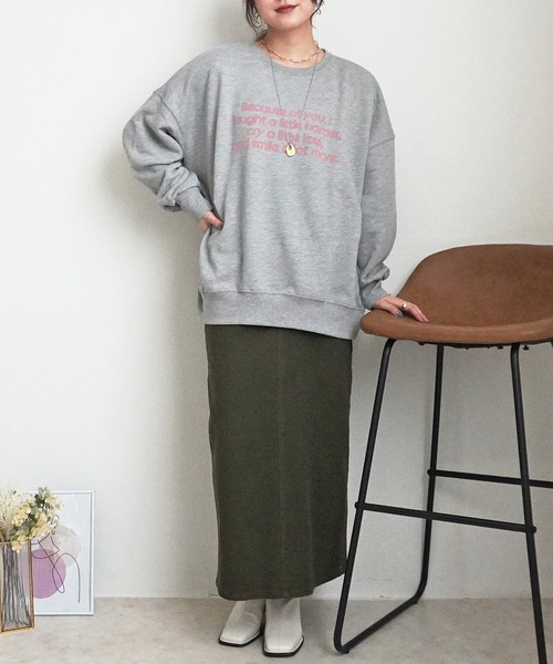 Emma(SELECT LEVERY)(エマ セレクトリベリー)の「フロッキーロゴプルオーバー(Tシャツ/カットソー・レディース・チャコール/アイボリー/グレー・FREE)」の6枚目の写真