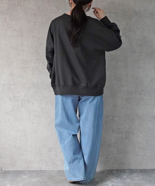 Emma(SELECT LEVERY)(エマ セレクトリベリー)の「フロッキーロゴプルオーバー(Tシャツ/カットソー・レディース・チャコール/アイボリー/グレー・FREE)」の14枚目の写真