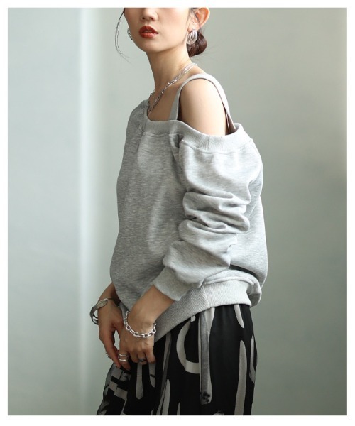 Sawa a la mode(サワアラモード)の「ワンショルダープルオーバー(スウェット・レディース・グレー・FREE)」の8枚目の写真