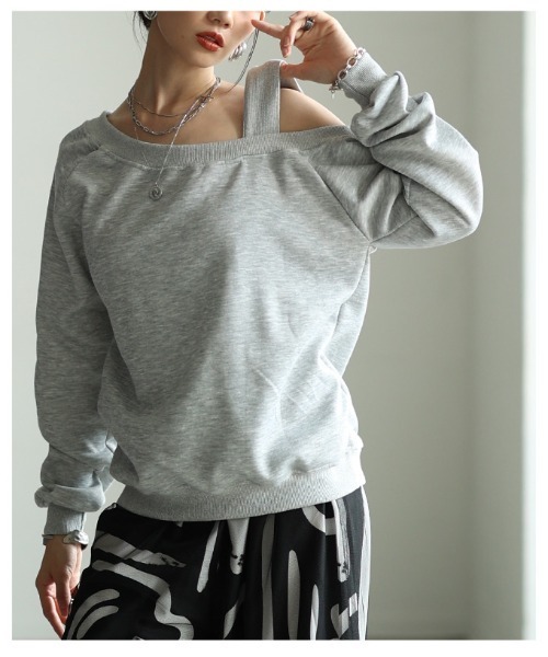 Sawa a la mode(サワアラモード)の「ワンショルダープルオーバー(スウェット・レディース・グレー・FREE)」の19枚目の写真