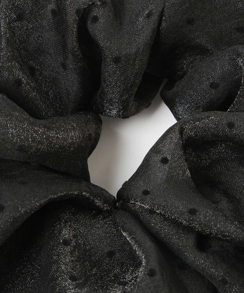 LOWRYS FARM（ローリーズファーム）の「ドットリボンツキシュシュ  605359（シュシュ・レディース・ホワイト/ブラック/ライトブルー/ピンク系その他・FREE）」の8枚目の写真